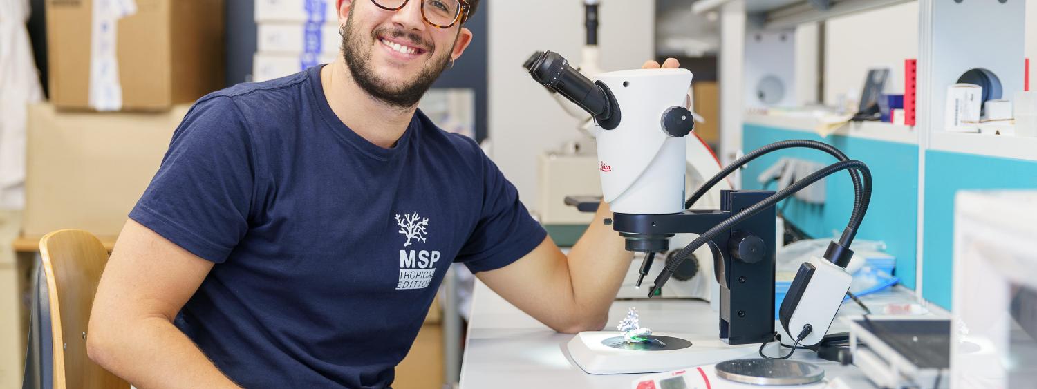 Davide Maggioni al lavoro
