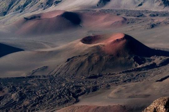 Foto di crateri vulcanici
